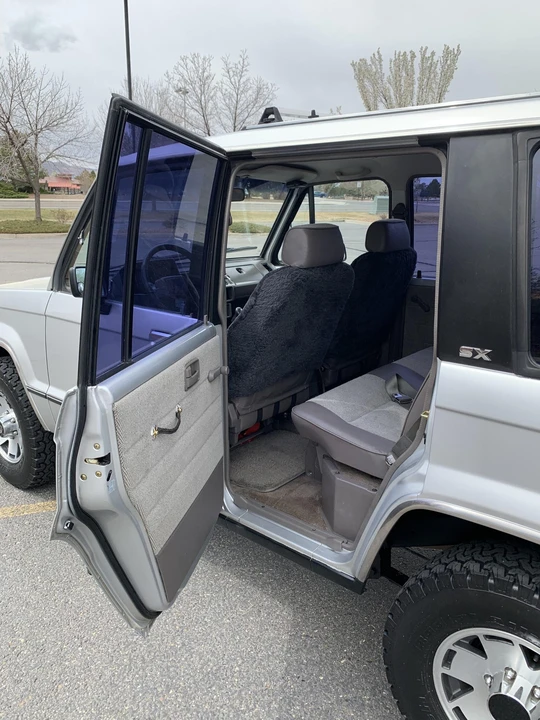 1988 Isuzu Trooper - Image 26 of 31