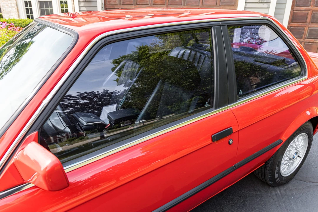 1990 BMW E30 3 Series - Image 28 of 31