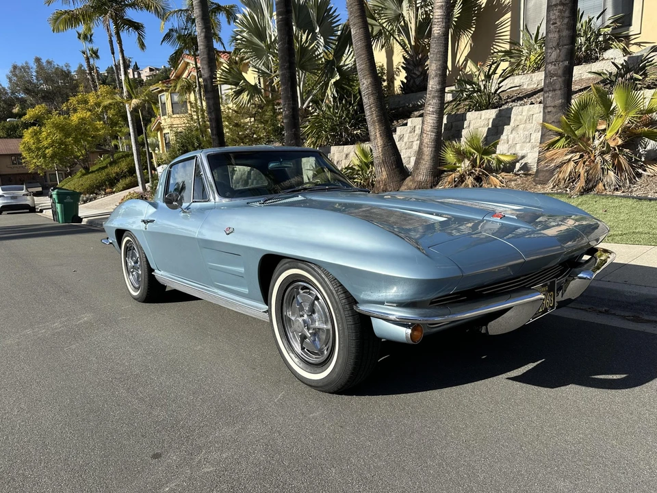 1963 Chevrolet Corvette C2 - Image 2 of 31
