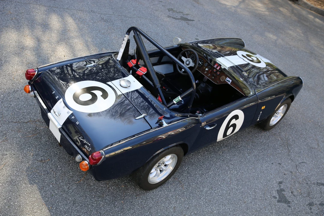 Triumph Spitfire - Image 9 of 31