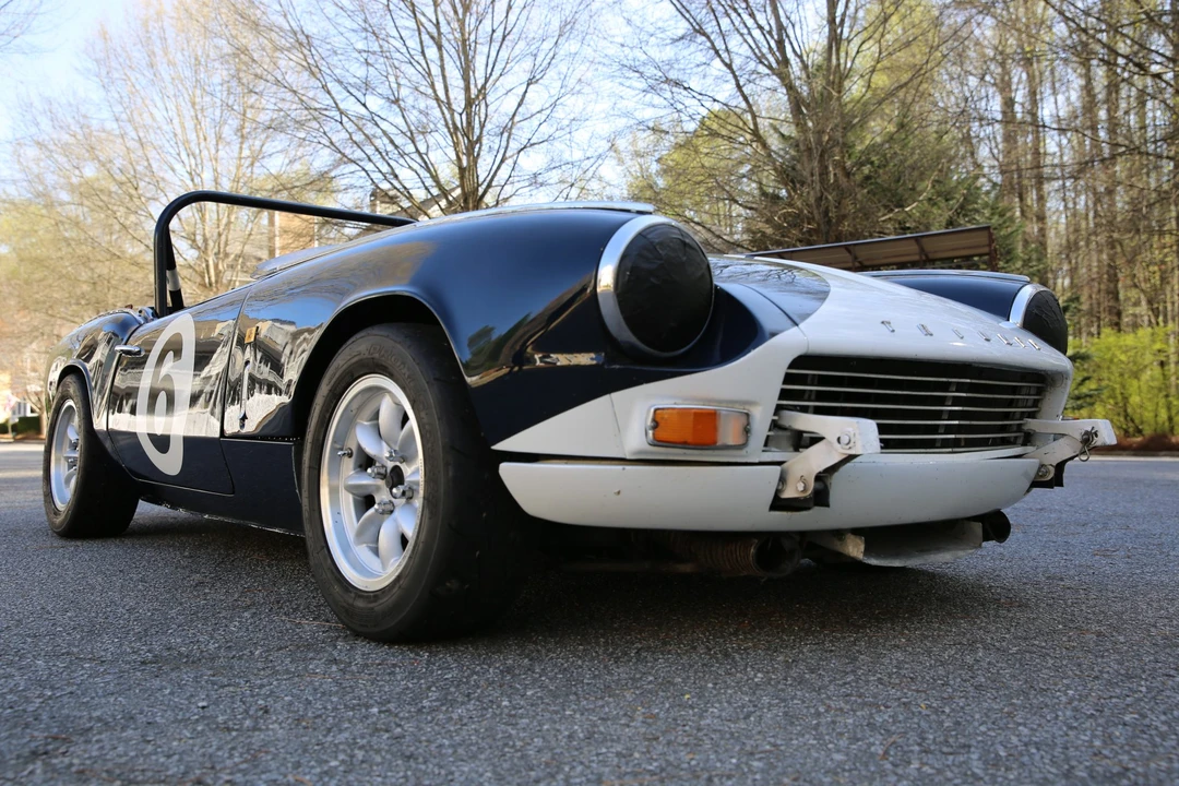 Triumph Spitfire - Image 11 of 31