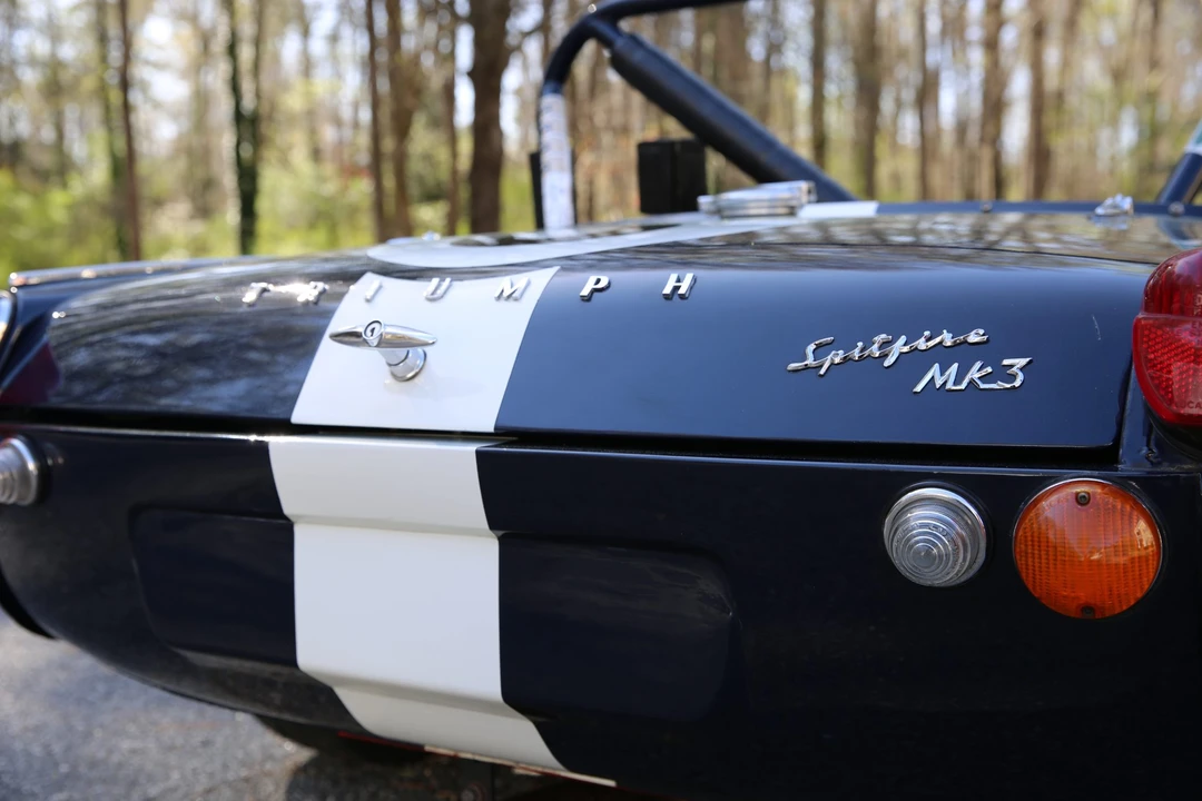 Triumph Spitfire - Image 14 of 31