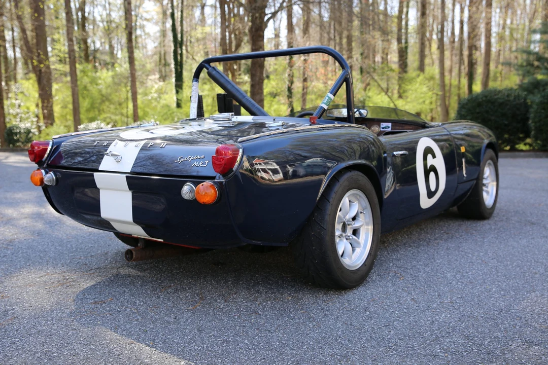Triumph Spitfire - Image 7 of 31
