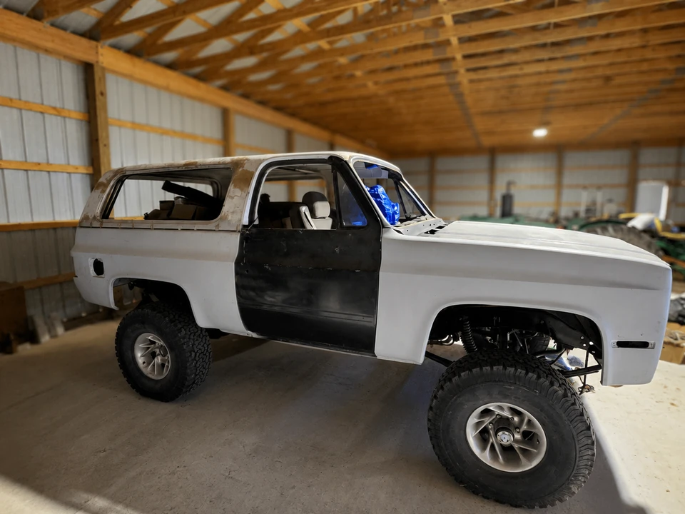 1986 Chevrolet K5 Blazer 2nd Gen - Image 4 of 27