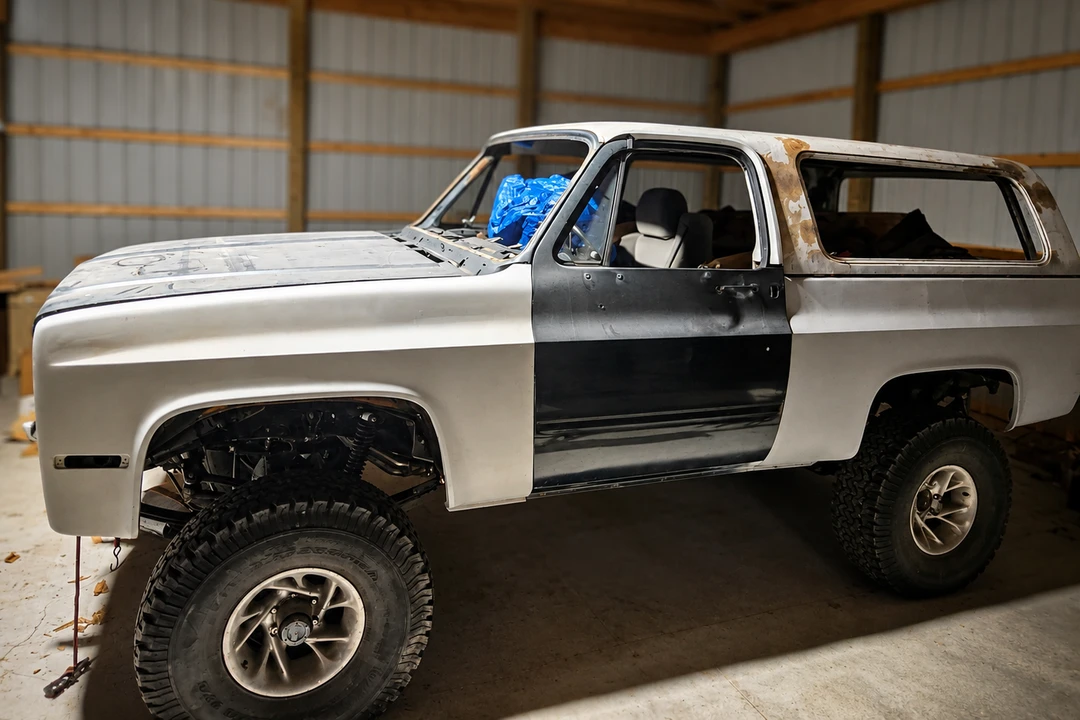 1986 Chevrolet K5 Blazer 2nd Gen - Image 2 of 27