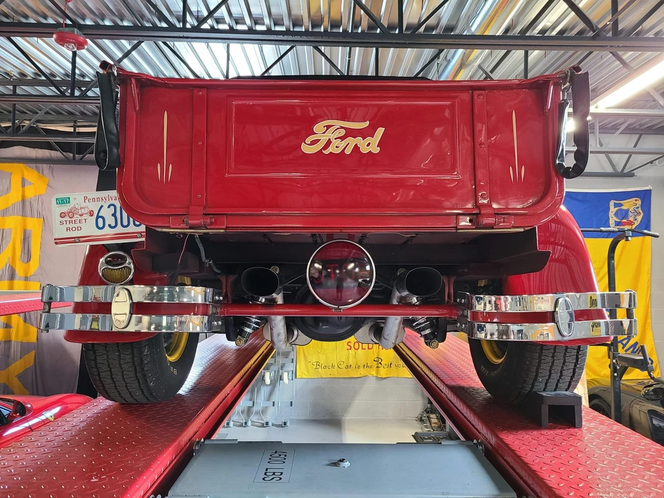1929 Ford Model A Pickup & Model AA - Image 19 of 31