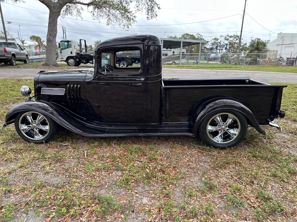 1935 Chevrolet Pickup 2nd Gen - Image 14 of 31