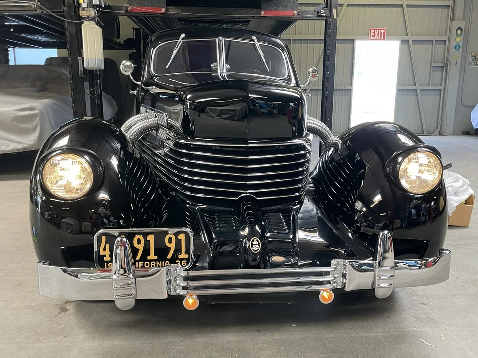 1936 Cord 810 & 812 - Image 27 of 31