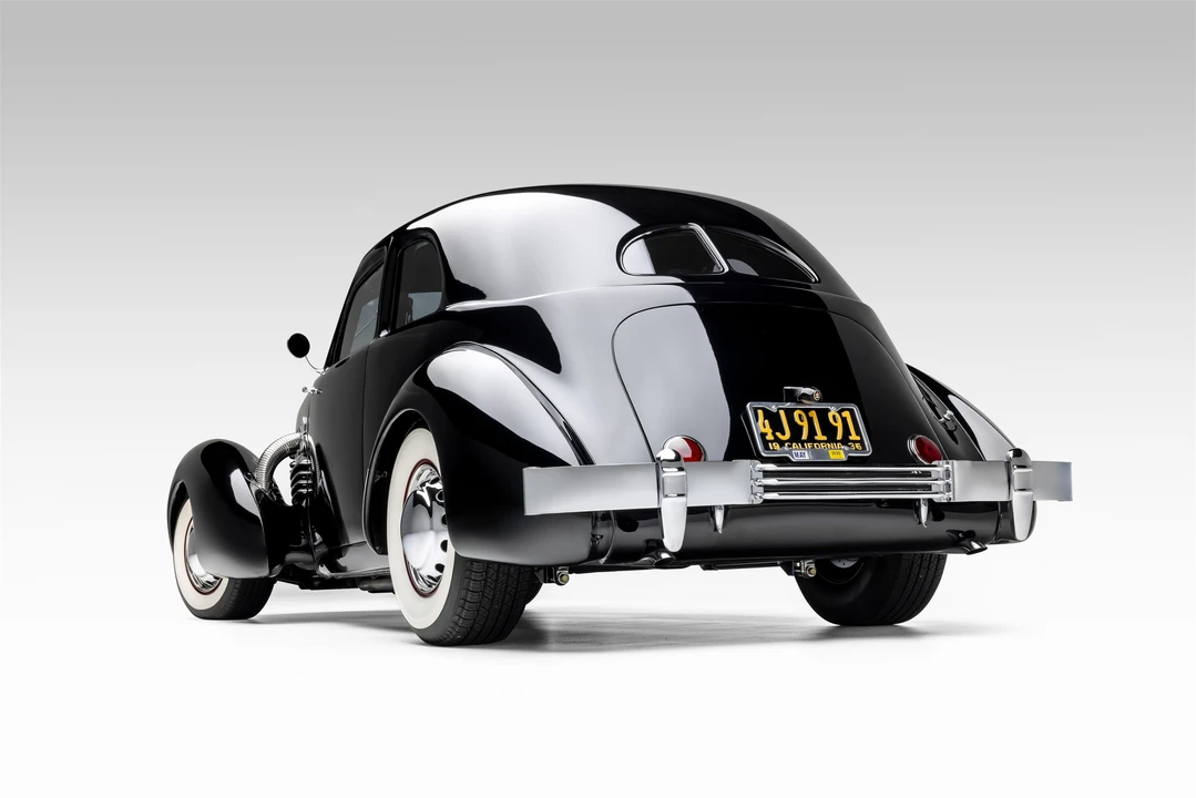 1936 Cord 810 & 812 - Image 18 of 31