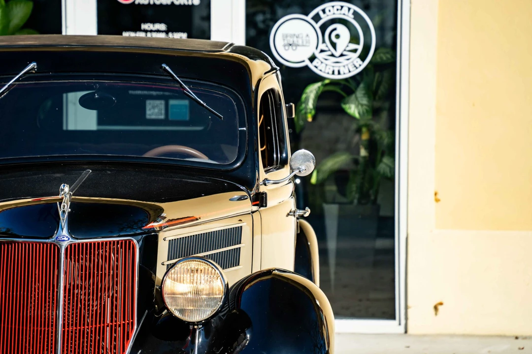 1936 Ford Model 48 & 68 - Image 22 of 31