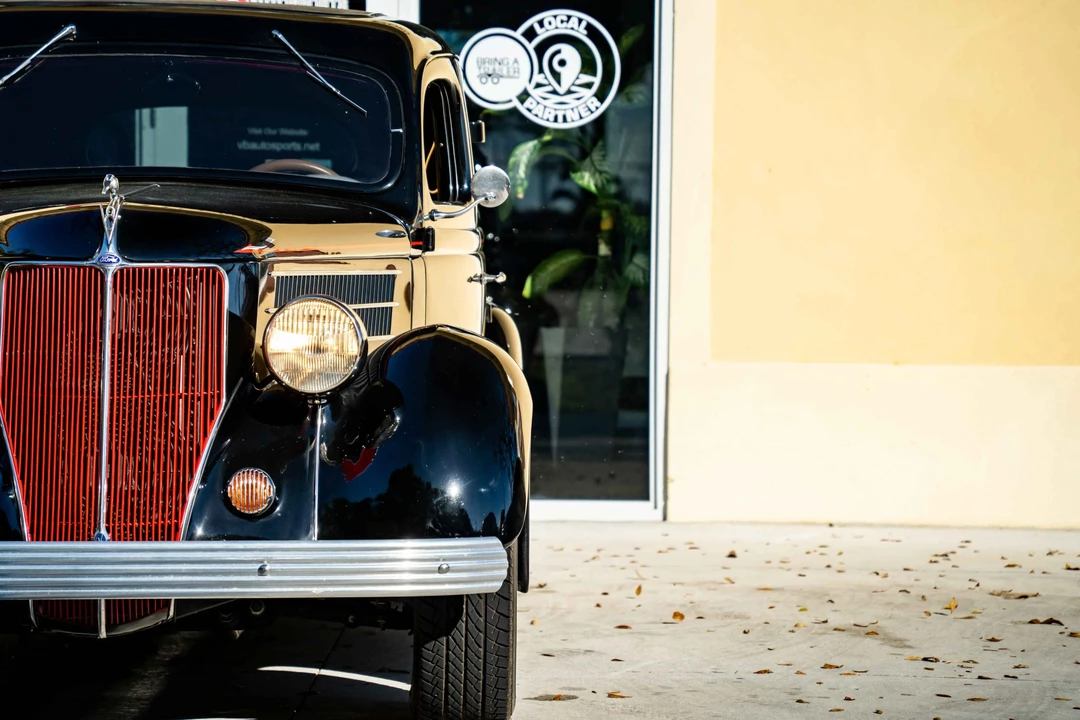 1936 Ford Model 48 & 68 - Image 21 of 31