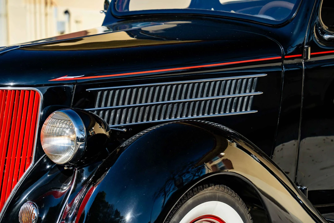1936 Ford Model 48 & 68 - Image 24 of 31