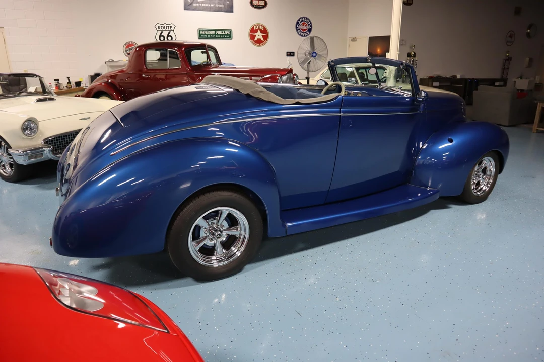 1939 Ford Standard & Deluxe & Super Deluxe - Image 23 of 31