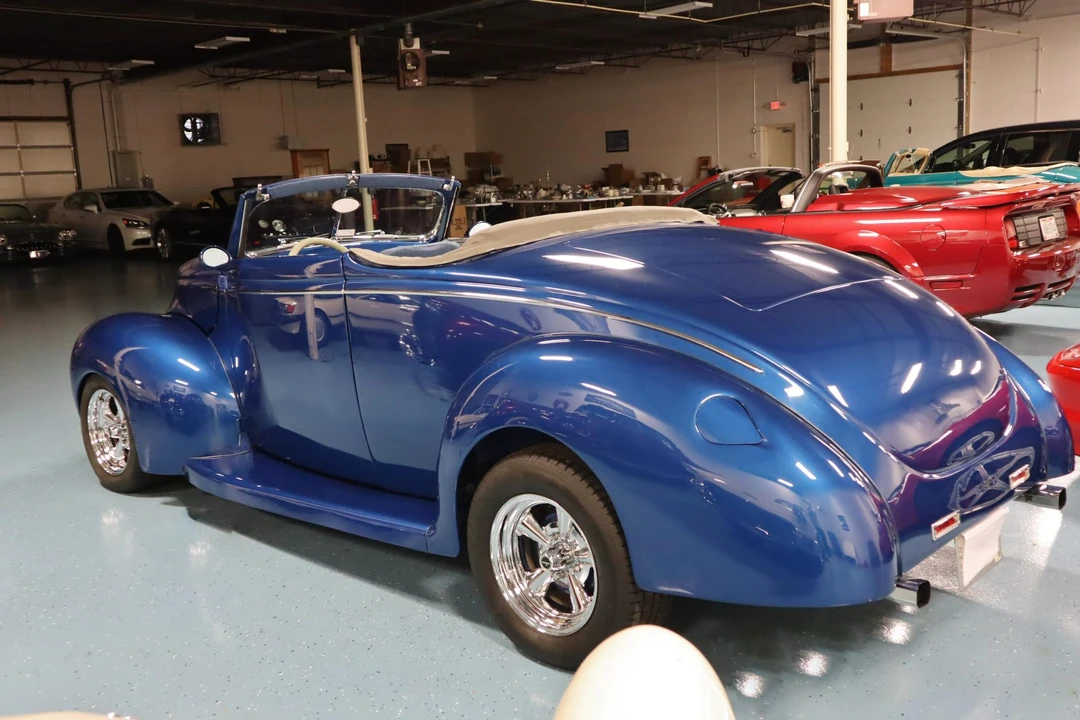 1939 Ford Standard & Deluxe & Super Deluxe - Image 24 of 31