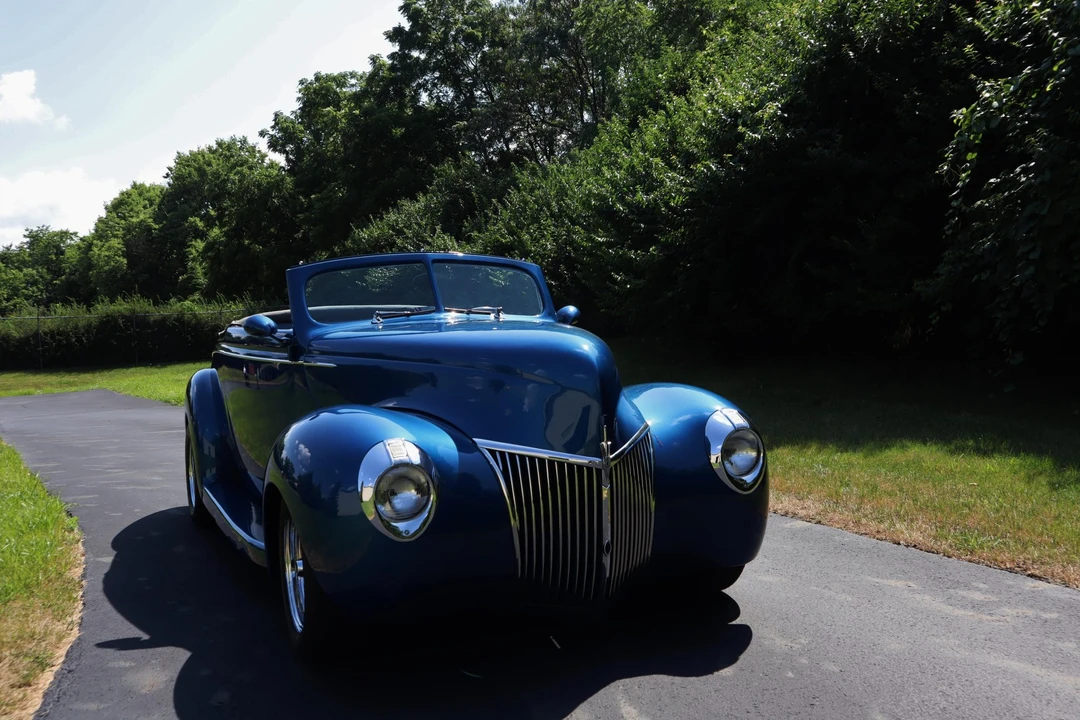 1939 Ford Standard & Deluxe & Super Deluxe - Image 5 of 31