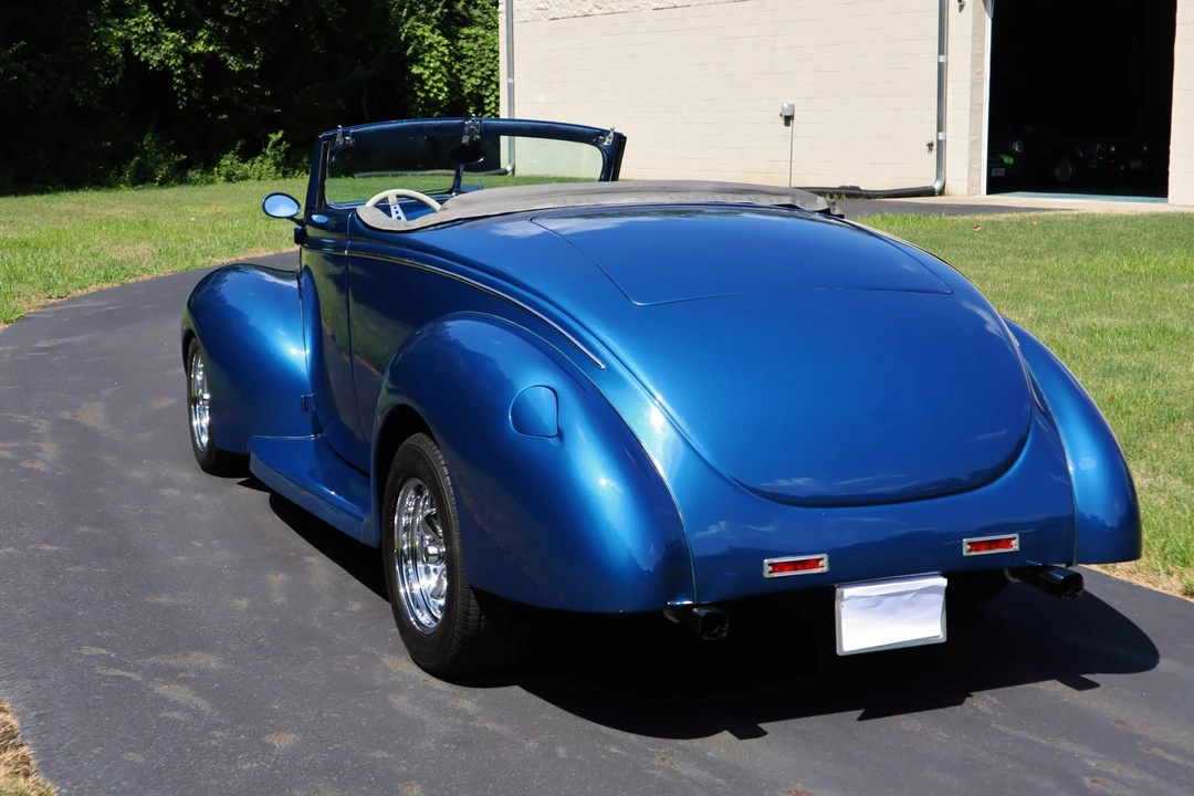 1939 Ford Standard & Deluxe & Super Deluxe - Image 13 of 31
