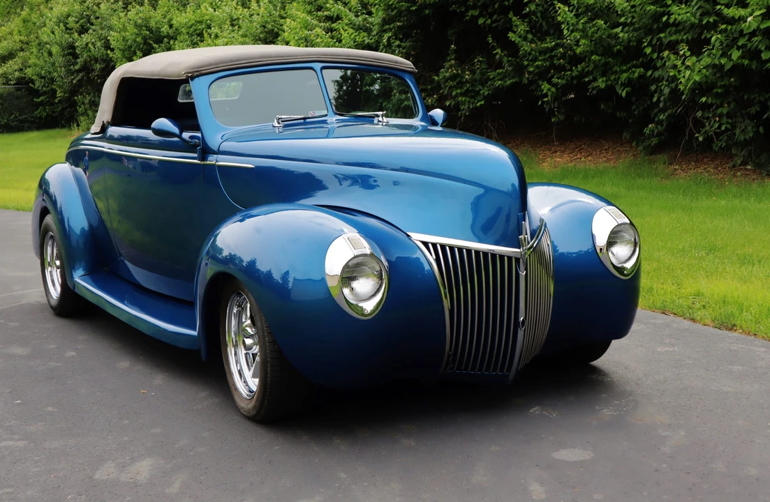 1939 Ford Standard & Deluxe & Super Deluxe - Image 28 of 31