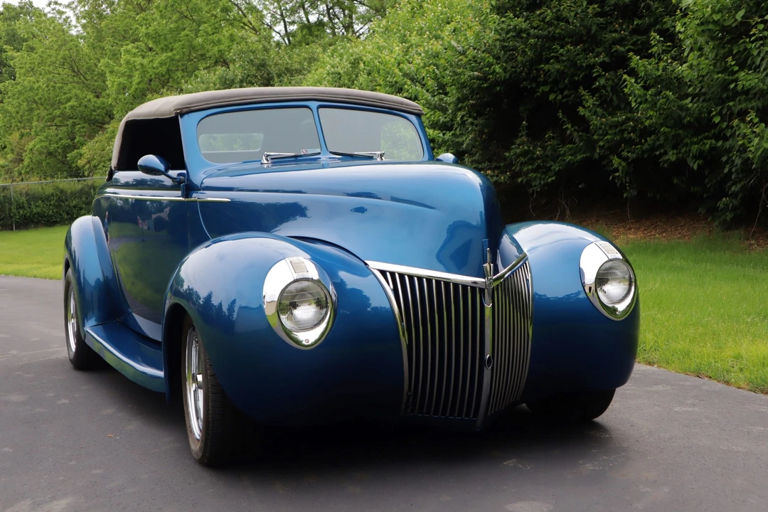 1939 Ford Standard & Deluxe & Super Deluxe - Image 29 of 31