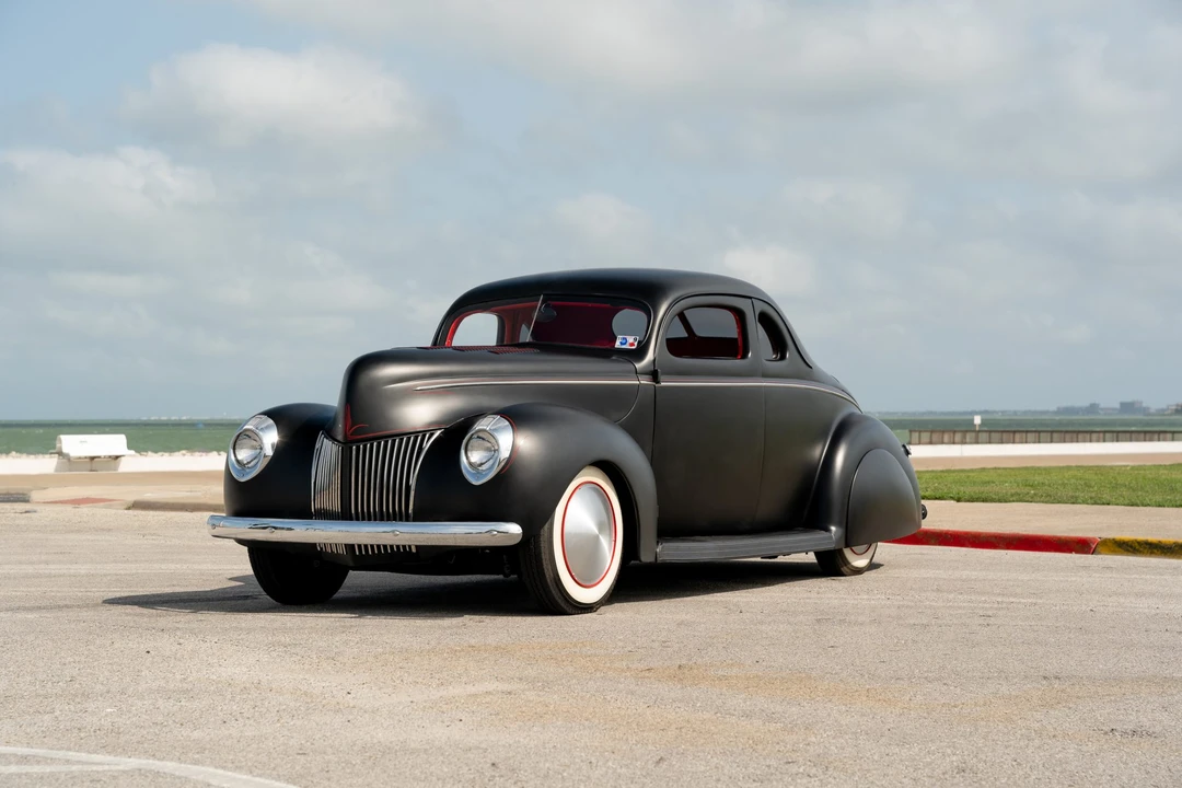 1939 Ford Standard & Deluxe & Super Deluxe - Image 2 of 31