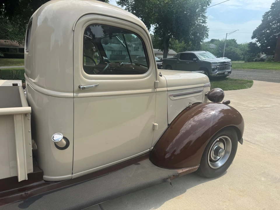 1940 Chevrolet Pickup 2nd Gen - Image 9 of 31