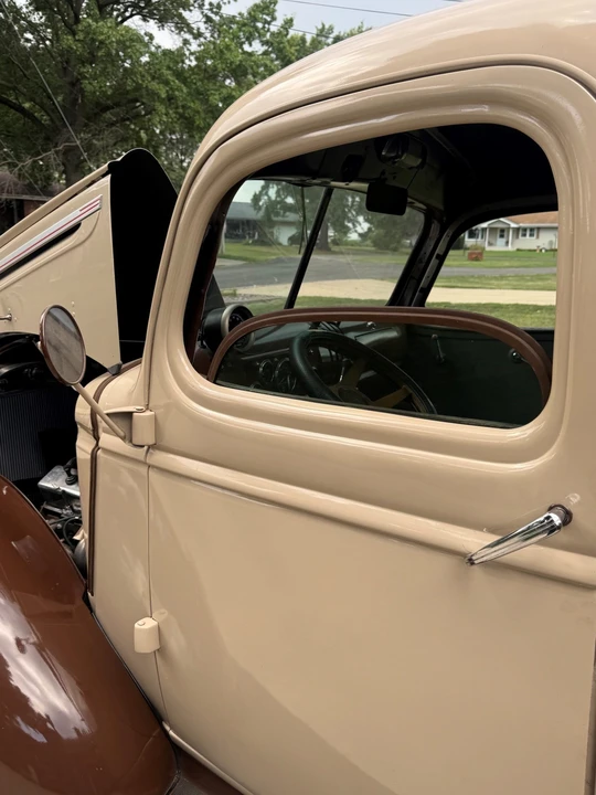 1940 Chevrolet Pickup 2nd Gen - Image 17 of 31