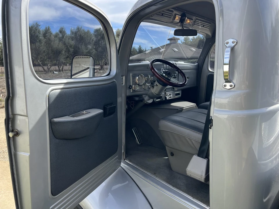 1940 Dodge T/V/W Series - Image 28 of 31