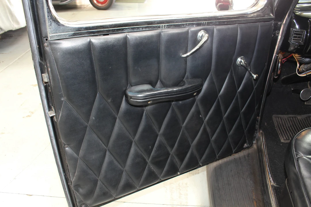 1940 Ford Standard & Deluxe & Super Deluxe - Image 29 of 31