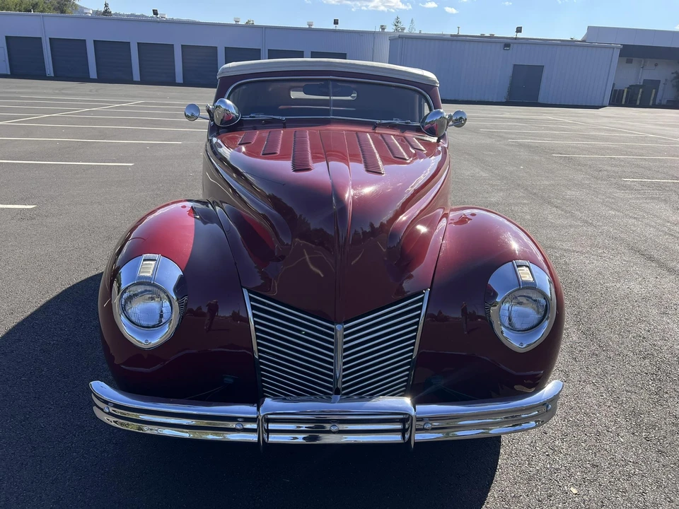 1940 Mercury Eight - Image 5 of 31