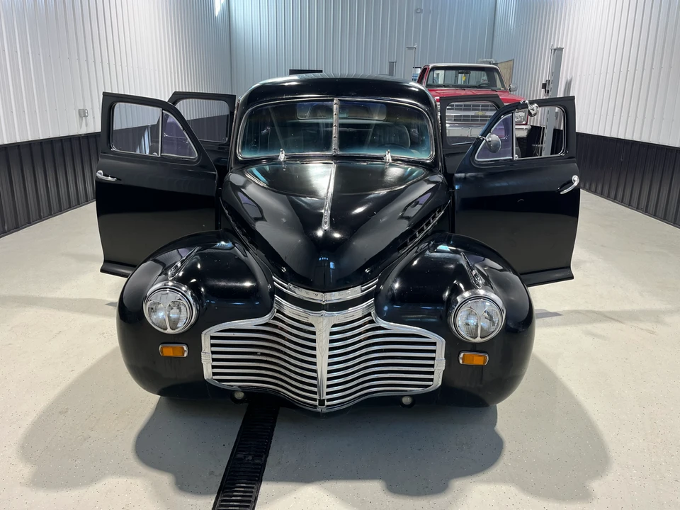1941 Chevrolet Standard & Master & Master Deluxe & Special Deluxe - Image 18 of 31