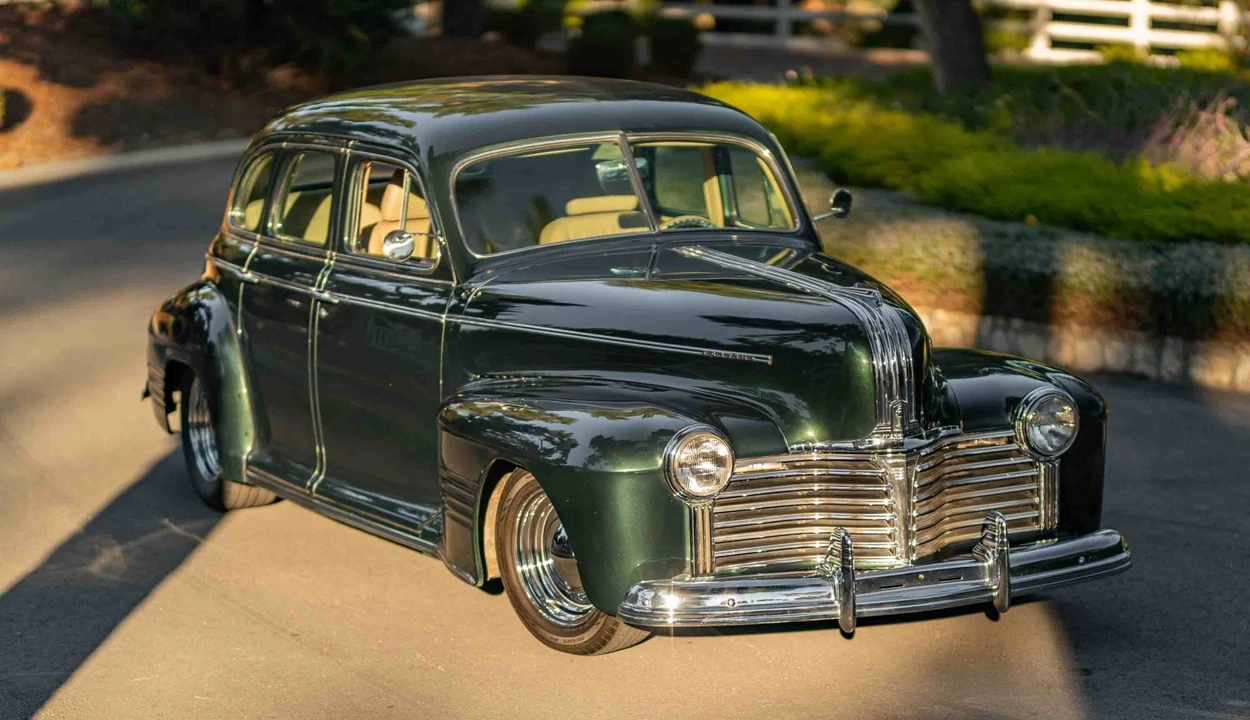 1941 Pontiac - Image 13 of 31