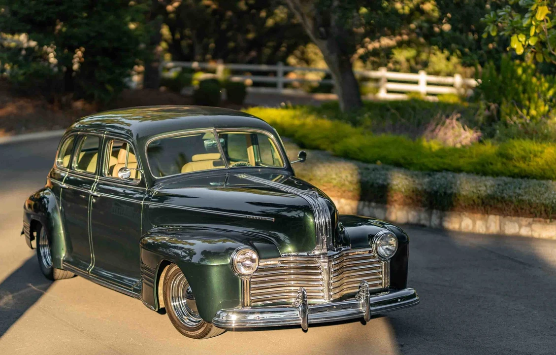 1941 Pontiac - Image 6 of 31