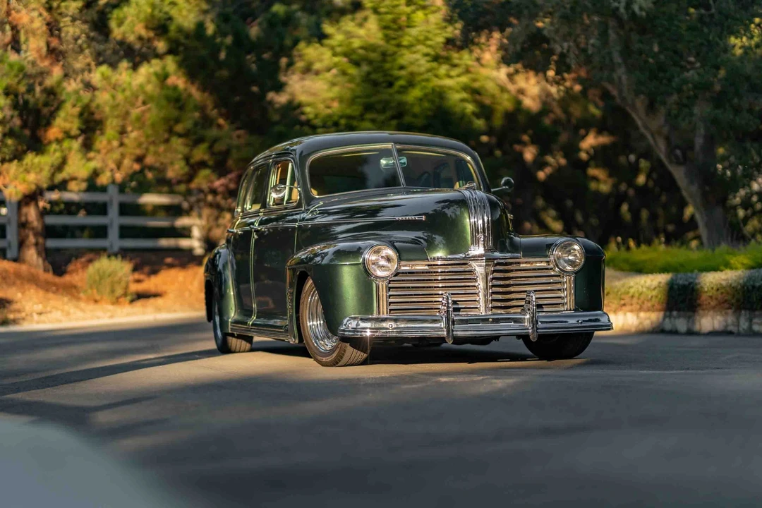 1941 Pontiac - Image 14 of 31