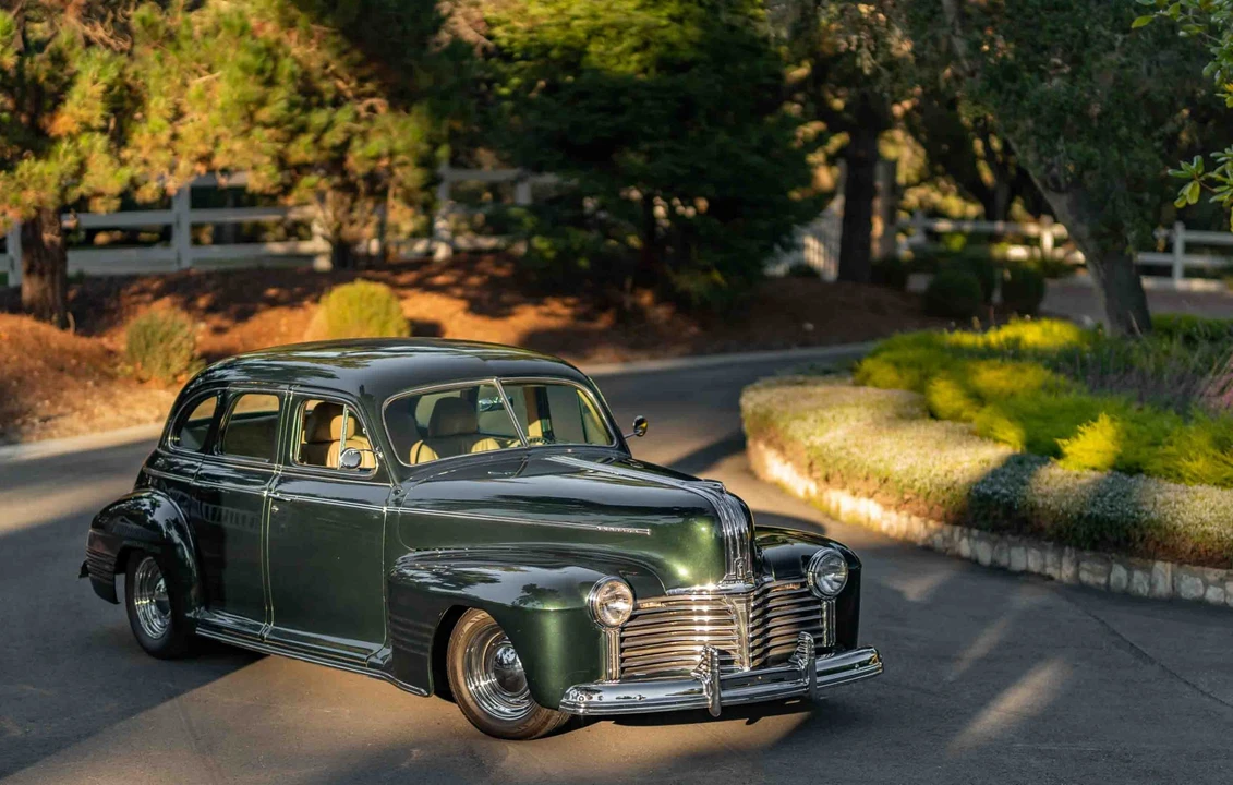 1941 Pontiac - Image 3 of 31