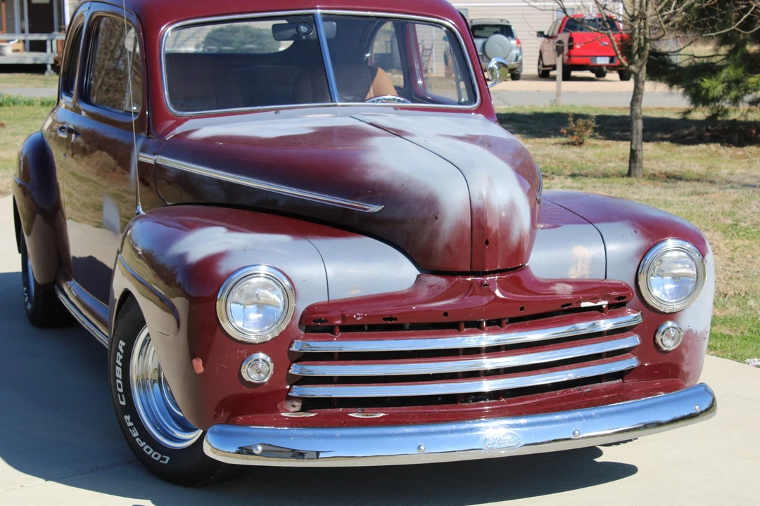 1946 Ford Standard & Deluxe & Super Deluxe - Image 2 of 31