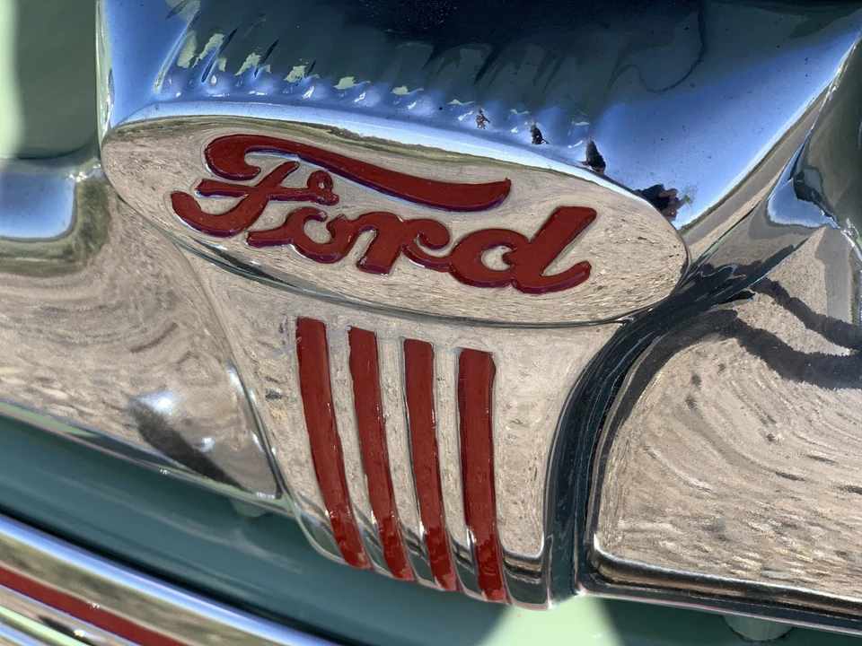 1946 Ford Standard & Deluxe & Super Deluxe - Image 27 of 31
