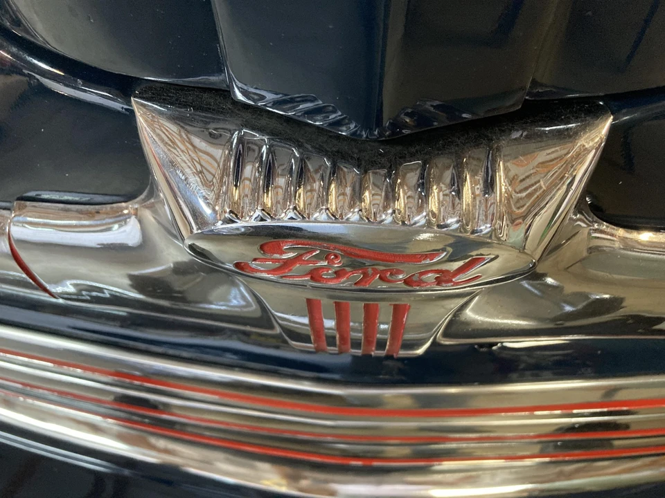 1946 Ford Standard & Deluxe & Super Deluxe - Image 30 of 31