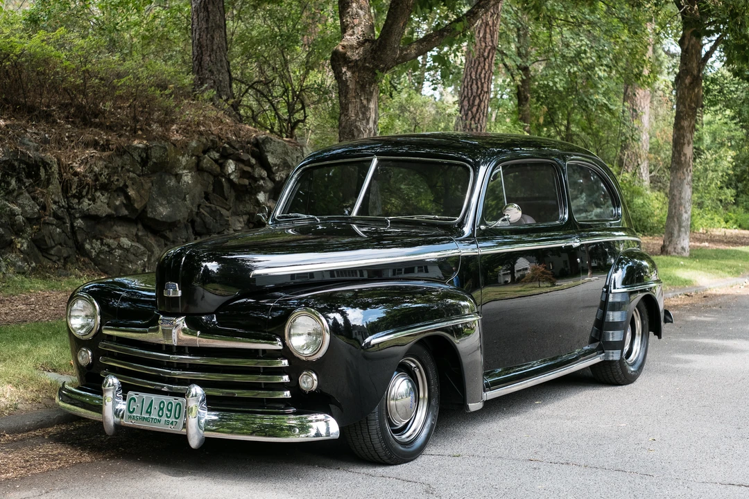 1947 Ford Standard & Deluxe & Super Deluxe - Image 2 of 31