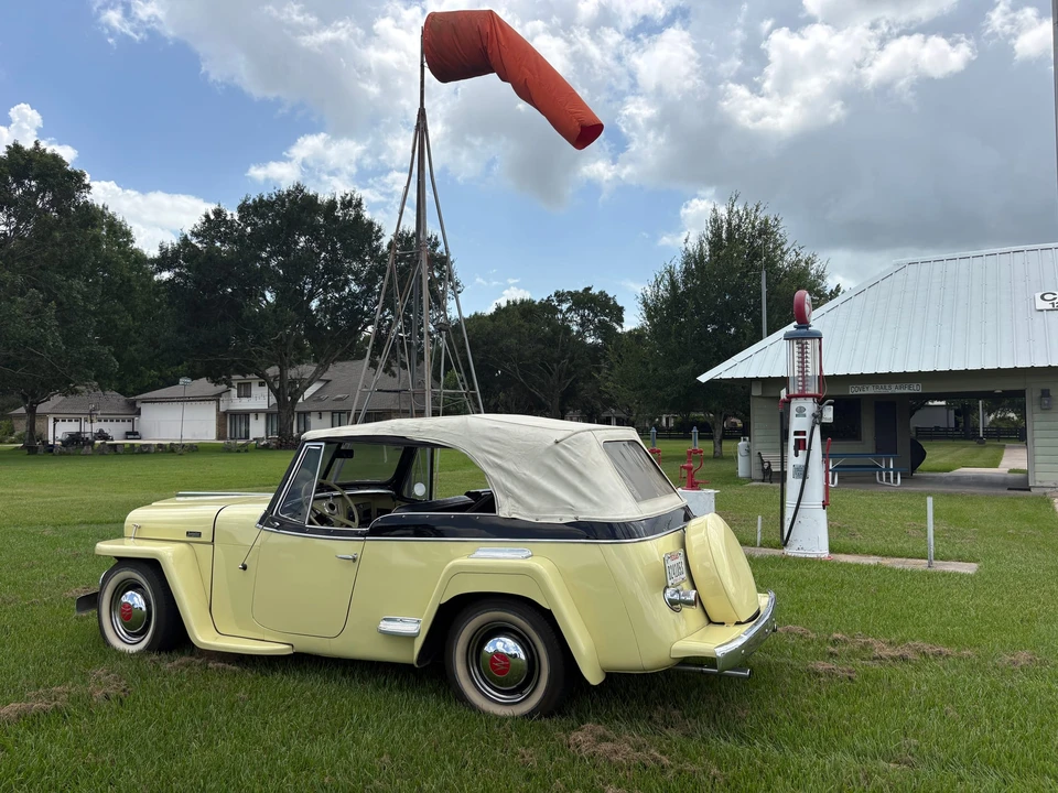 1949 Willys Jeepster - Image 2 of 31