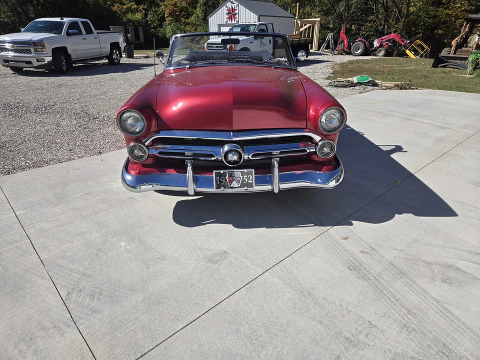 1952 Ford Crestline - Image 9 of 31