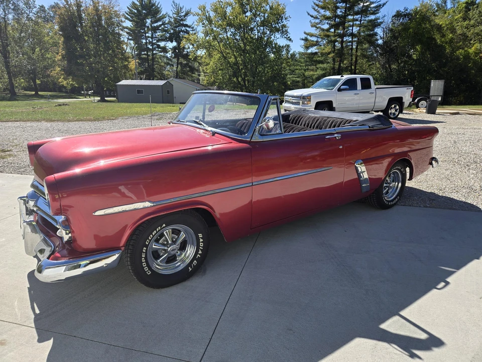 1952 Ford Crestline - Image 2 of 31