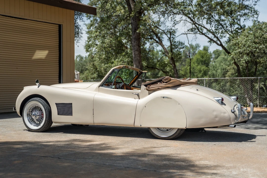 1953 Jaguar XK120 DHC Drophead - Image 7 of 31