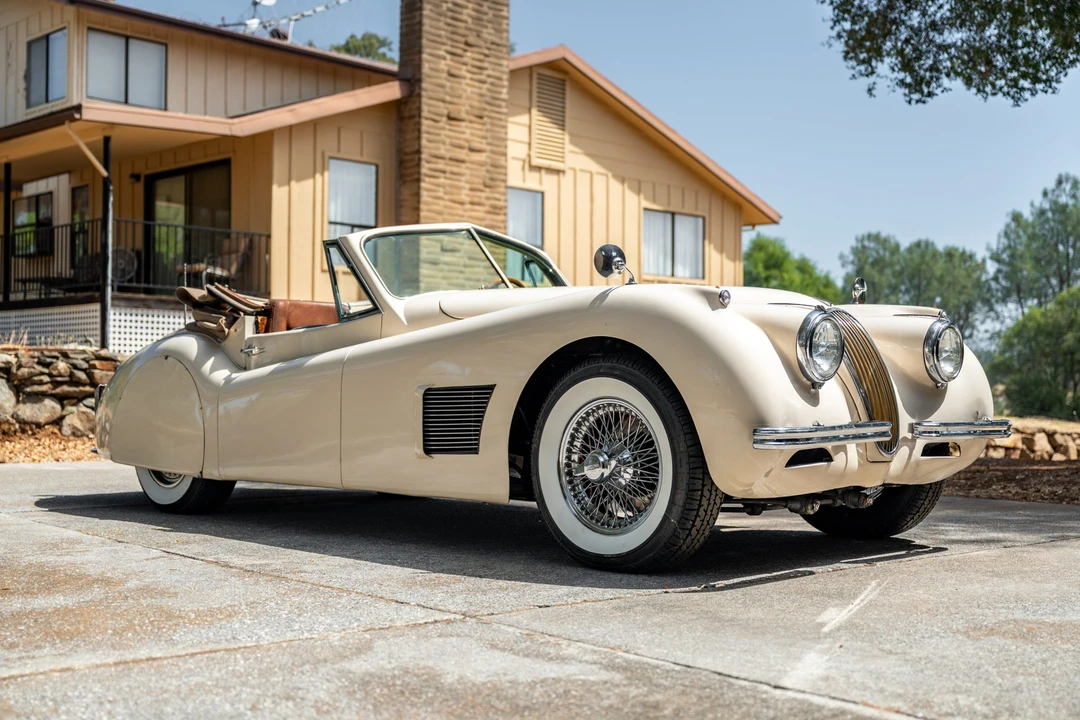 1953 Jaguar XK120 DHC Drophead - Image 2 of 31