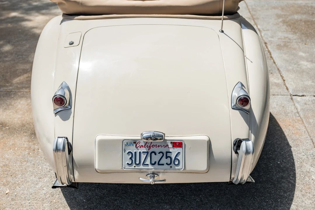 1953 Jaguar XK120 DHC Drophead - Image 25 of 31