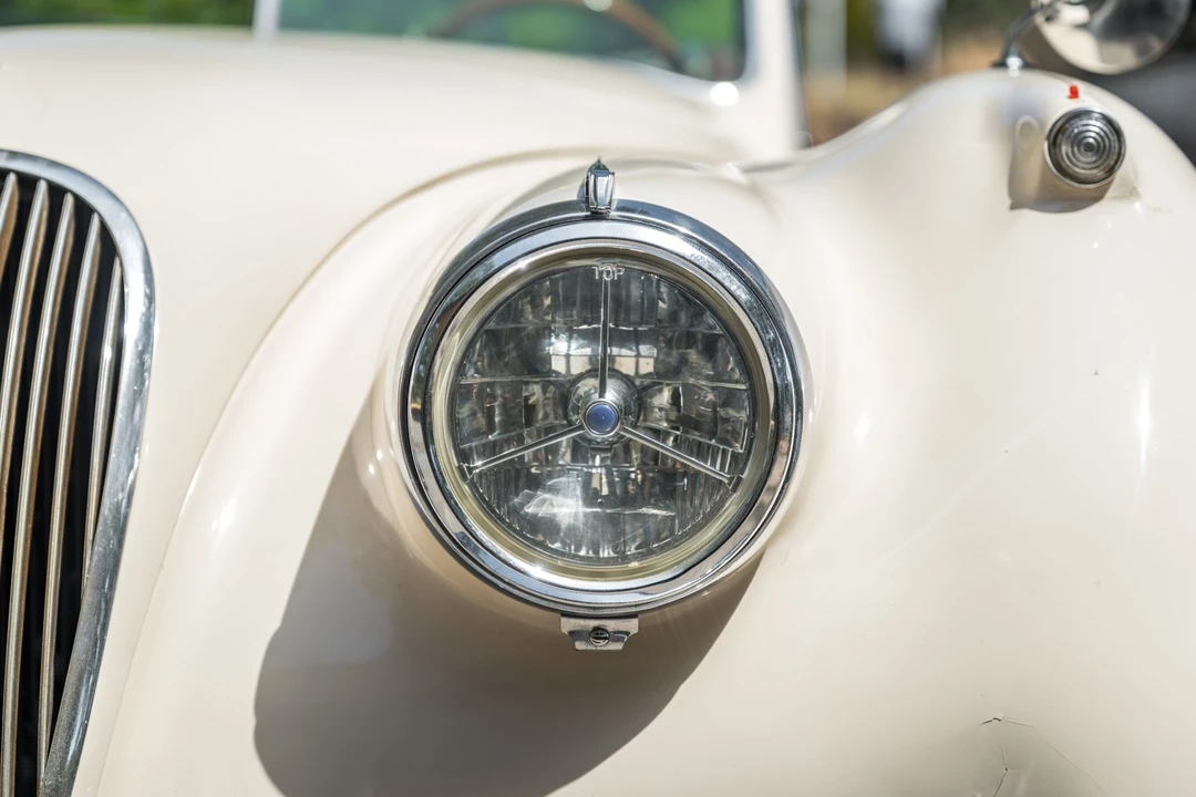 1953 Jaguar XK120 DHC Drophead - Image 24 of 31