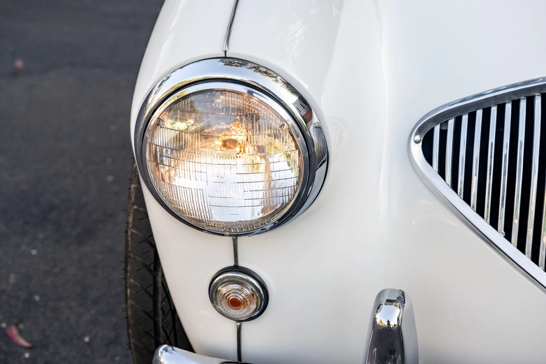 1954 Austin-Healey 100 - Image 16 of 31