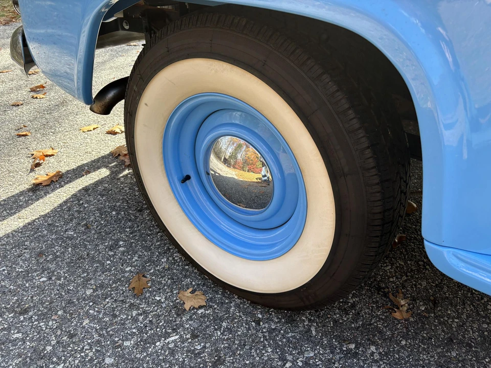 1955 Chevrolet Task Force - Image 30 of 31