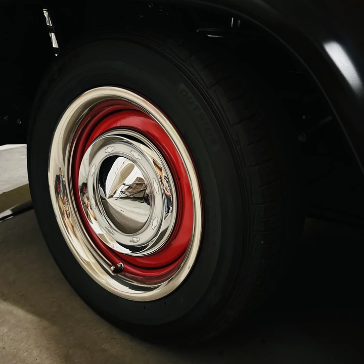 1955 Chevrolet Task Force - Image 27 of 31