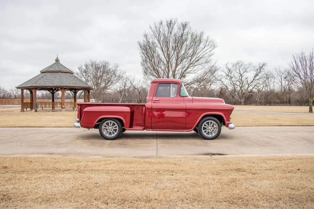 1955 Chevrolet Task Force - Image 25 of 31
