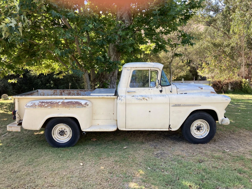 1955 Chevrolet Task Force - Image 22 of 31