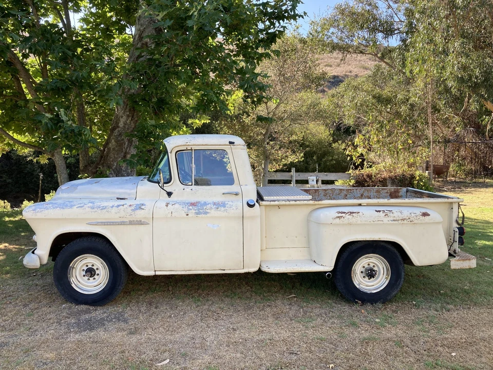 1955 Chevrolet Task Force - Image 12 of 31